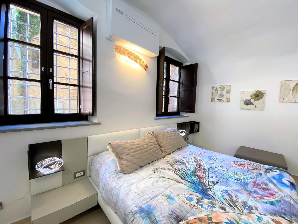 Violante House-Appartamento In Centro Storico Siena Bagian luar foto