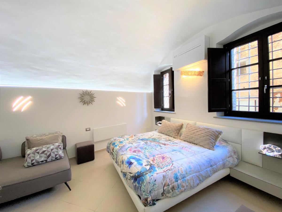 Violante House-Appartamento In Centro Storico Siena Bagian luar foto
